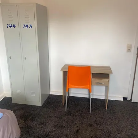 Zimmervermittlung Hemelingen BRE Buitenkant foto