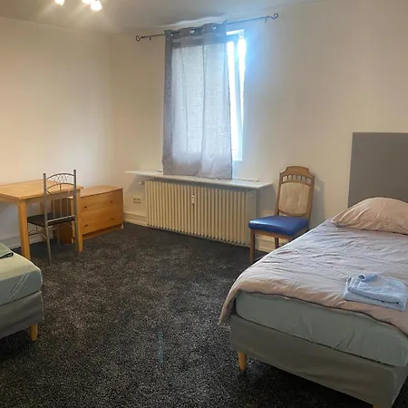 Zimmervermittlung Hemelingen BRE Buitenkant foto