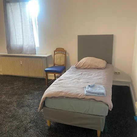 Zimmervermittlung Hemelingen BRE Buitenkant foto