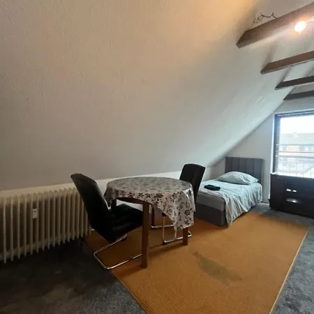 Zimmervermittlung Hemelingen BRE Buitenkant foto