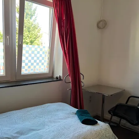 Zimmervermittlung Hemelingen BRE Buitenkant foto