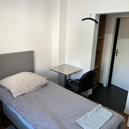 Zimmervermittlung Hemelingen BRE Buitenkant foto