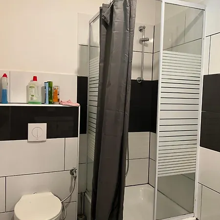 Zimmervermittlung Hemelingen BRE Buitenkant foto